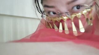 極品木瓜巨乳反差婊 哺乳期擠出奶水-01