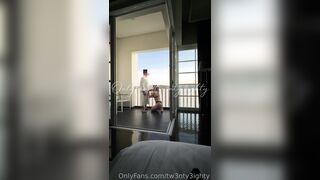 馬來西亞大屌健身炮王「noeye」OF性愛私拍 tw3nty3ighty專約極品身材少婦多穴侵襲【第三彈】-12