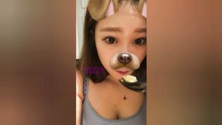 台灣幾十萬人追蹤的IG大奶網紅 私密視訊被曝光 2