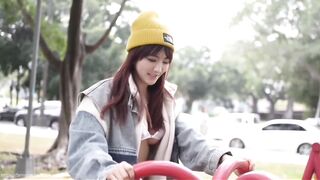 台灣綜藝女神「費爵娜」首次晉升肛塞女王，外掛牛鈴噹噹當，憑鈴聲你能算出爵娜高潮次數嗎