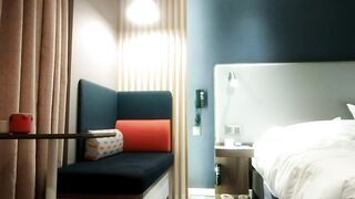 探花小嚴 酒店約炮 良家極品身材反差婊 沙發乾到床上 深喉絕學非常浪