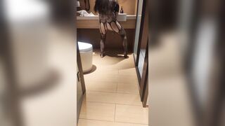 酒店潛規則美女同事 換上情趣絲網各種姿勢啪啪