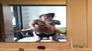 E奶肥臀反差妹 對話淫蕩 被紋身肥豬佬各種蹂躪-13