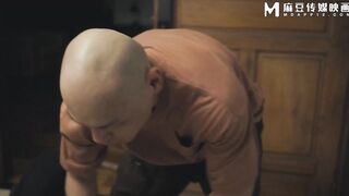 MD-0333 肉棒懲處婊子姐妹花美人局4P復仇記 艾鯉 雯雯