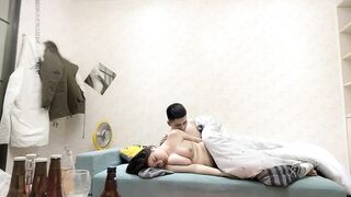 【白嫖探花】APP上勾搭的大胸小姐姐，單身許久好飢渴，大胸白嫩欲拒還迎近距離偷拍 2