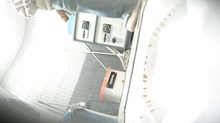 廁拍 無毛靚妹-16