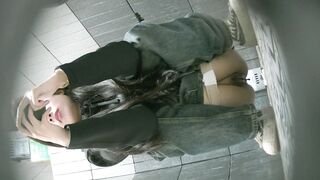 廁拍 無毛靚妹-21