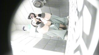 廁拍 無毛靚妹-12