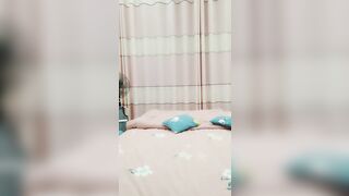 【孕味十足】懷孕的小少婦為了賺奶粉錢直播下海 啪啪內射 -1