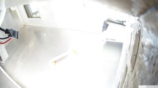 廁所偷拍 青春靚麗美女 -11