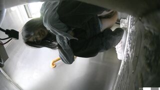 廁所偷拍 青春靚麗美女 -17