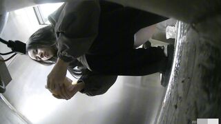 廁所偷拍 青春靚麗美女 -03