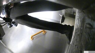 廁所偷拍 青春靚麗美女 -08