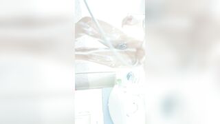 巨乳學妹【顧芷夏】直播洗澡1