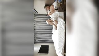 【歐陽探花】專攻良家～大長腿顏值美女，聊聊天互摸調情，等了一個小時才開操，舔屌翹起屁股後入撞擊