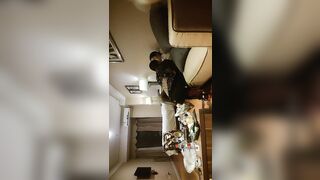 【歐陽探花】專攻良家～極品大奶子少婦，聊聊天撩起衣服掏出奶子舔，吸奶頭一臉享受