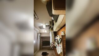 【歐陽探花】專攻良家～極品大奶子少婦，聊聊天撩起衣服掏出奶子舔，吸奶頭一臉享受